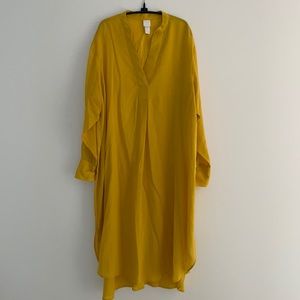 Beautiful yellow dress.